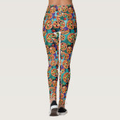 Abstrakte Pepperoni Pizza auf blauem Hintergrund Leggings (Rückseite)