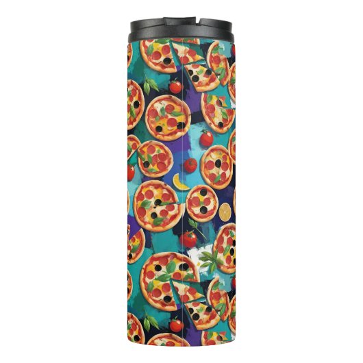 Abstrakte Pepperoni Pizza auf blauem Hintergrund Thermosbecher (Rückseite)