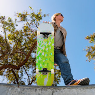 Abstrakte Pinsel-Blume in Gelb und Grün Skateboard