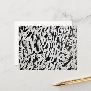 Abstrakte Pinselstriche in Schwarz und Weiß Art Postkarte