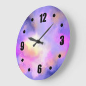 Abstrakte Raumgestaltung in Lila rosa und gelb Große Wanduhr (Winkel)