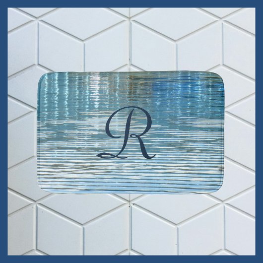 Abstrakte Reflektion Mit Monogramm Initialpush Badematte