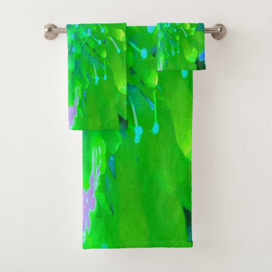 Abstrakte Retro-Blume in Lavendel und Kalkgrün Badhandtuch Set (Insitu)