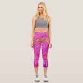 Abstrakte Retro-Swirbel in rosa Marmorfarben Capri Leggings (Vorderseite)