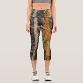 Abstrakte Rocklinie Capri Leggings