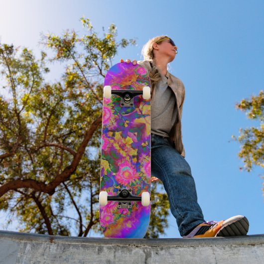 Abstrakte, rosa, blühende, rosafarbene Sonnenblume Skateboard (Außenbereich 1)