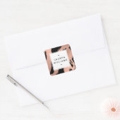 Abstrakte Rose Gold Pinselstriche auf Schwarz Quadratischer Aufkleber (Umschlag)
