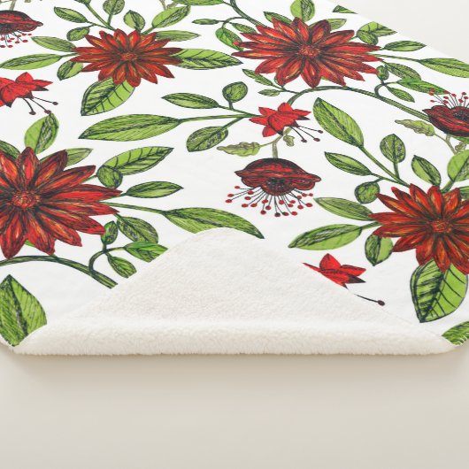 abstrakte rote Blume und grüne Blätter auf weißer  Sherpadecke (3/4)