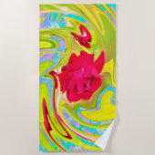 Abstrakte Rote Rose auf Gelb und Aqua Swirl Strandtuch (Vorderseite)