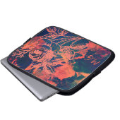 Abstrakte rote Rosen-Kunstmonogramm Laptopschutzhülle (Vorne Knopf)