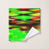 Abstrakte, rote und grüne Zickzack- oder Badhandtuch Set (Waschlappen)