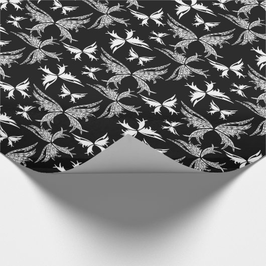 Abstrakte Schmetterlinge aus Weiß und Schwarz Geschenkpapier (Ecke)