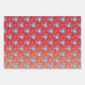 Abstrakte Schneeflocken in Rot und Blau Geschenkpapier Set (Vorderseite)