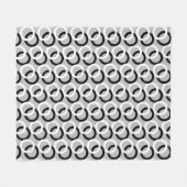 Abstrakte Schwarz-Weiß-Kreise auf hellgrau Fleecedecke (Vorderseite (Horizontal))