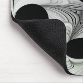 Abstrakte Schwarz-Weiß-Kunst mit grünem Fraktal Mousepad (Ecke)