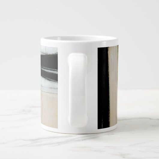 Abstrakte Schwarz-Weiß-Malerei Jumbo-Tasse (Rückseite)