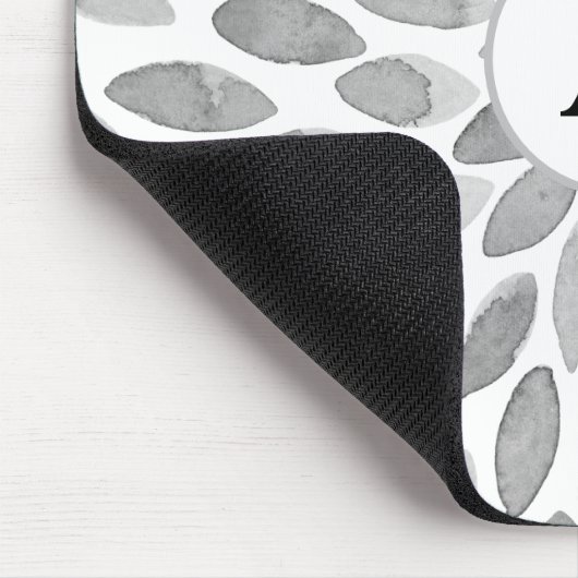 Abstrakte Schwarzweißpinselstriche, monogramm Mousepad (Ecke)