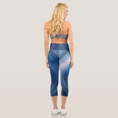 Abstrakte Spirale Blue Gradient Digitale Kunst Capri Leggings (Rückseite)