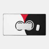 Abstrakte Spiralkreise auf schwarz-weiß Schreibtischunterlage (Tastatur & Maus)