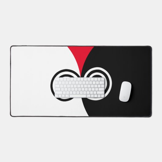 Abstrakte Spiralkreise auf schwarz-weiß Schreibtischunterlage (Tastatur & Maus)