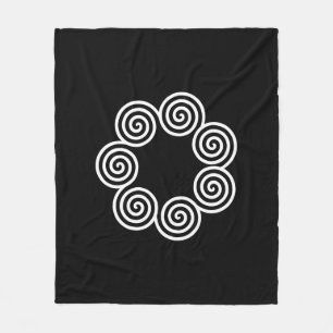 Abstrakte Spiralkreise in Schwarz & Weiß Fleecedecke