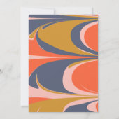 Abstrakte Swirl Retro Farbige Mod Graduierungspart Einladung (Rückseite)