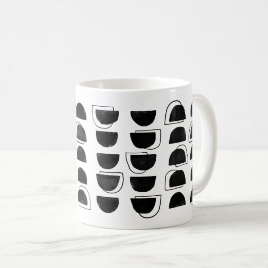 Abstrakte Tasse aus Schwarz und Weiß (VorderseiteRechts)