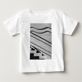 Abstrakte Treppen Baby T-shirt
