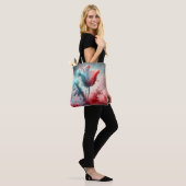 Abstrakte Tulip mit rauen Wolken Tasche (Am Model)