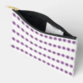 Abstrakte violette Blumen auf Weiß Zubehörtasche (Offen)