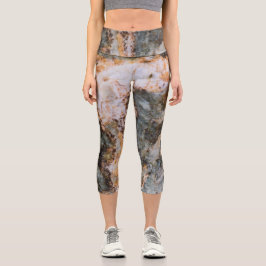 Abstrakte, weiße Grungelform Capri Leggings