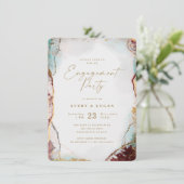 Abstrakte Wine Red & Gold Engagement Party Einladung (Stehend Vorderseite)