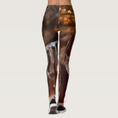 Abstrakte Wirbel aus Gold und Braun Leggings (Rückseite)