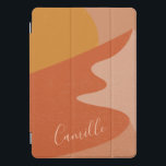 Abstrakte Wüstenlandschaft Personalisiert iPad Pro Cover<br><div class="desc">Dieses stilvolle iPad Gehäuse zeichnet sich durch eine lebendige und farbenfrohe Abbildung einer Wüstenlandschaft bei Sonnenuntergang in Bronzeorange,  Terrakotta und Gelb aus,  personalisiert mit Ihrem Namen.</div>