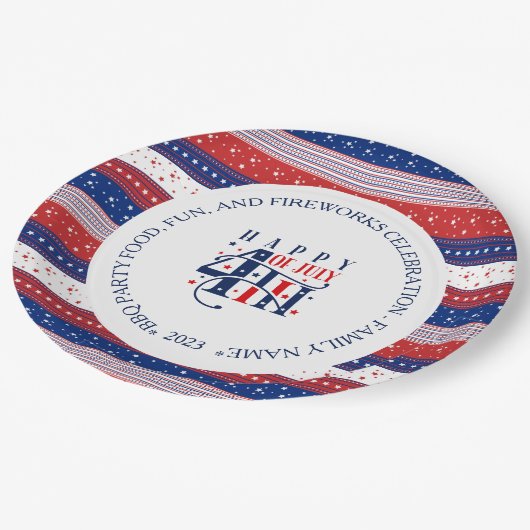 Abstrakter amerikanischer Sondertext am 4. Juli Pappteller (Schrägansicht)