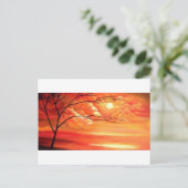 Abstrakter Baum und Roter Sonnenuntergang Postkarte (Stehend Vorderseite)
