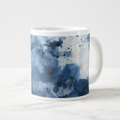 Abstrakter, blauer Wasserfarben Jumbo-Tasse (Vorderseite Rechts)