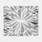 Abstrakter Blütenbrand in Schwarzweiß Fleecedecke (Vorderseite (Horizontal))