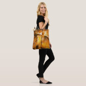 abstrakter bunter Hintergrund der Kunst Tasche (Am Model)