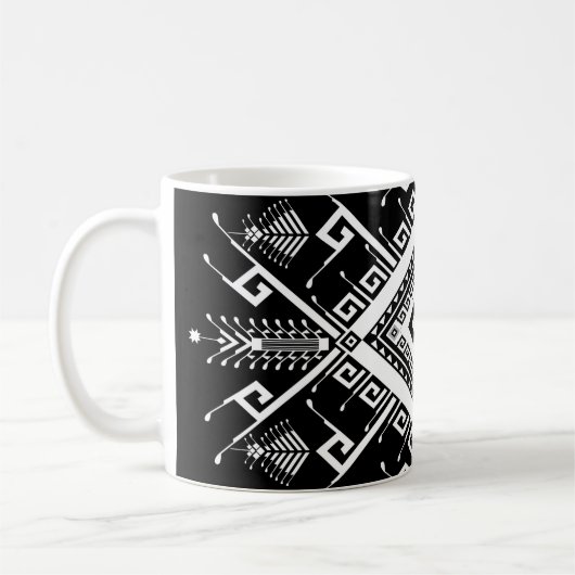 Abstrakter, ethnisch geometrischer Hintergrund Kaffeetasse (Links)