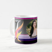 Abstrakter flüssiger Buchstabe I Neonfeder Kaffeetasse (Vorderseite Links)