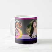 Abstrakter flüssiger Buchstabe S Neonfeder Kaffeetasse (Vorderseite Links)