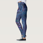Abstrakter Fraktal-Nebel und geometrischer Morph Leggings (Links)