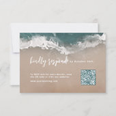Abstrakter funkelnder QR-Code am Meeresstrand RSVP Karte (Vorderseite)