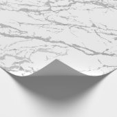 Abstrakter grauer Marmor Silver Carrara Shiny Geschenkpapier (Ecke)