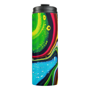 Abstrakter handgemalter Hintergrund, flüssiger Acr Thermosbecher