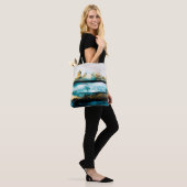 Abstrakter Hintergrund der Ölstruktur. Farbe auf d Tasche (Am Model)