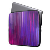Abstrakter Hintergrund mit dünner lila vertikaler  Laptopschutzhülle (Vorderseite Links)