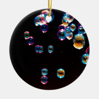 Abstrakter Kristall reflektieren Regen Keramikornament
