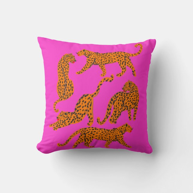 Abstrakter Leopard mit roten Lippen, Illustrations Kissen (Vorderseite)